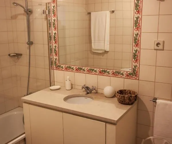 Palacio Da Quinta Da Portela Ii Apartament